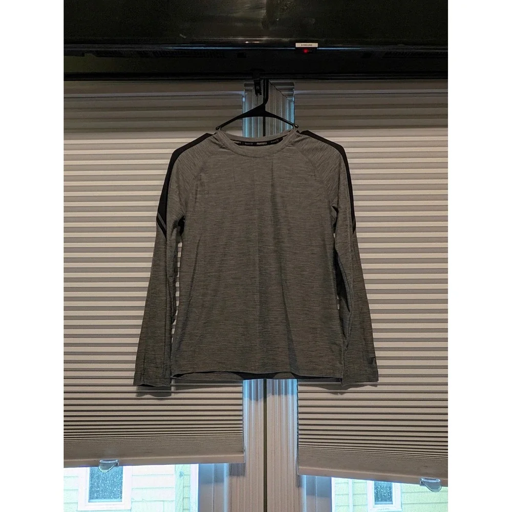 Russell Boys Dri-Power 360 Gray Long Sleeve Active Shirt Large 10-12 RU77192C